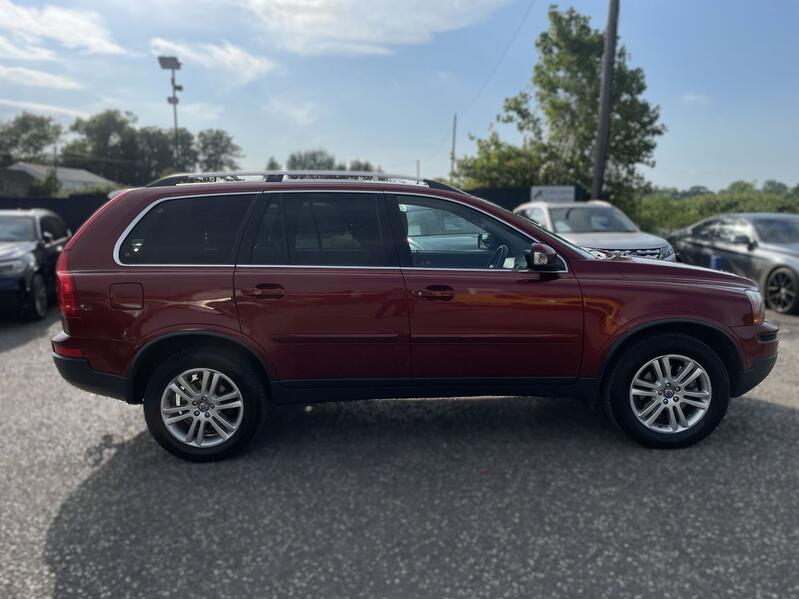 View VOLVO XC90 2.4 D5 SE