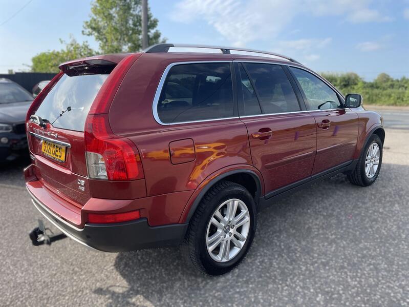 View VOLVO XC90 2.4 D5 SE