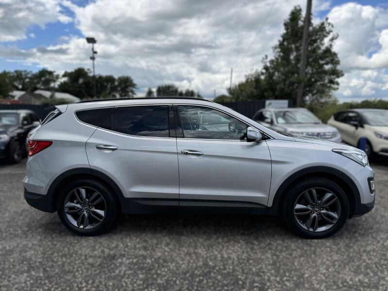 View HYUNDAI SANTA FE 2.2 CRDi Premium SE 4WD 5dr [7 Seats]