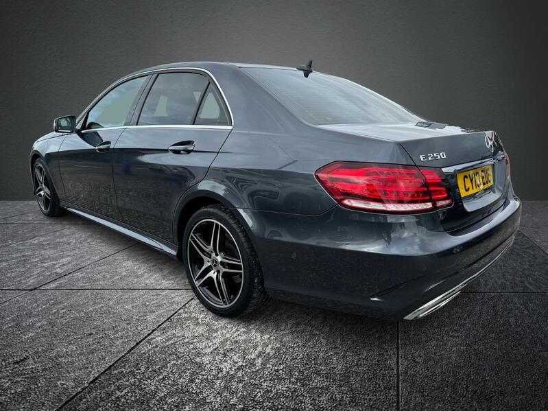MERCEDES-BENZ E CLASS
