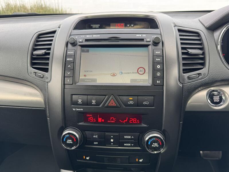 KIA SORENTO