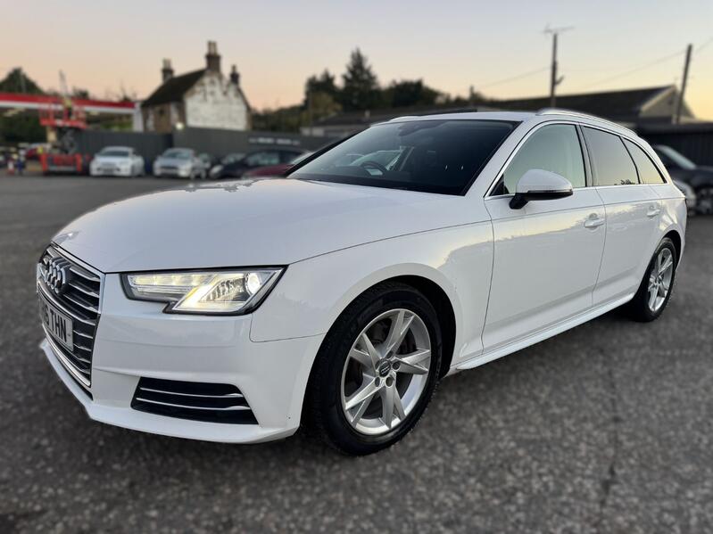AUDI A4 AVANT