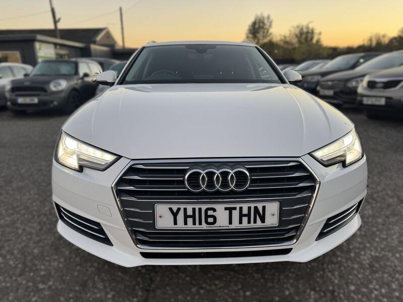 AUDI A4 AVANT