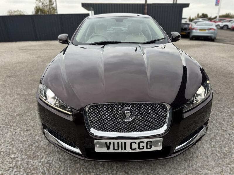 JAGUAR XF