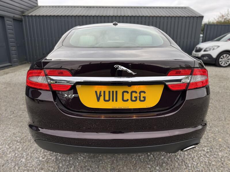 JAGUAR XF