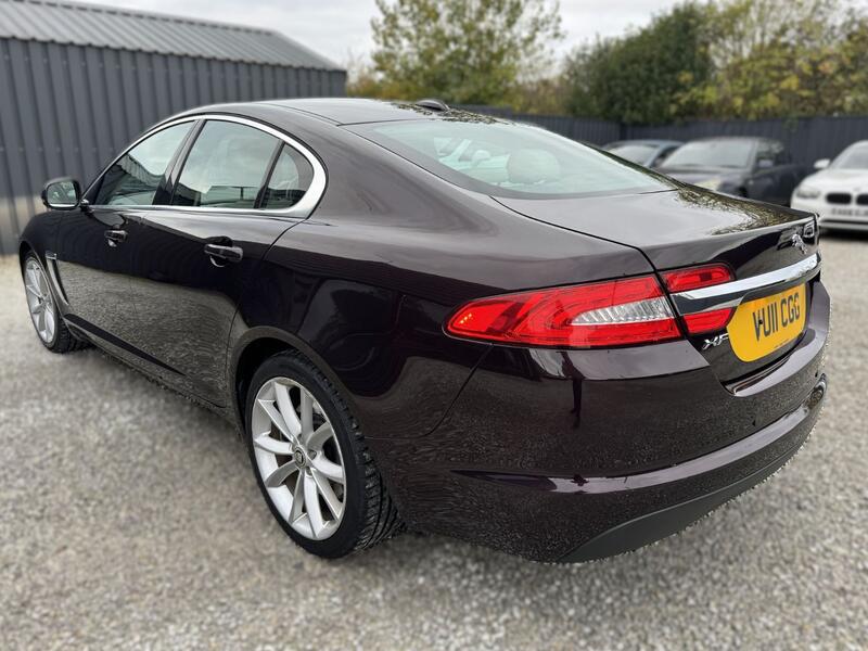 JAGUAR XF