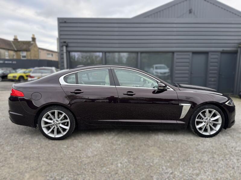 View JAGUAR XF 2.2d Premium Luxury Auto Euro 5 (s/s) 4dr