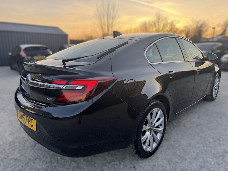 View VAUXHALL INSIGNIA 2.0 CDTi Elite Nav