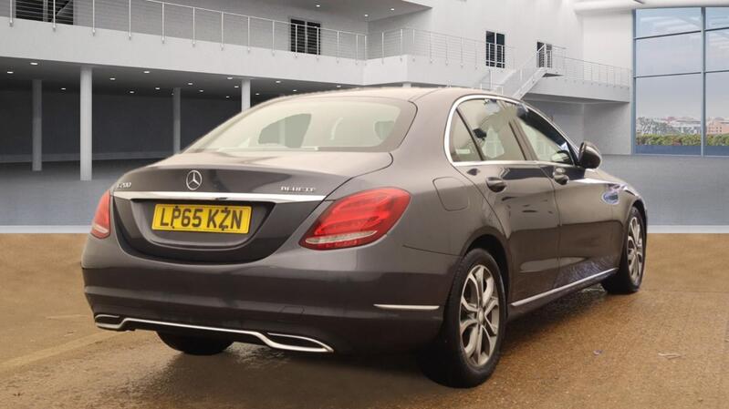 View MERCEDES-BENZ C CLASS 1.6 C200d Sport