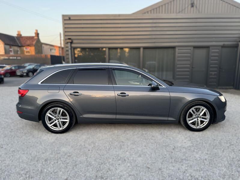 View AUDI A4 AVANT 2.0 TDI ultra SE