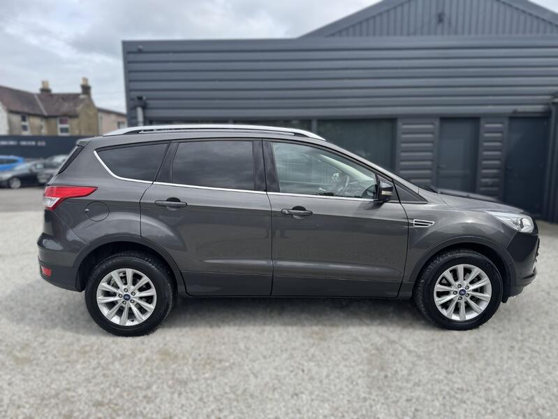 View FORD KUGA 2.0 TDCi Titanium
