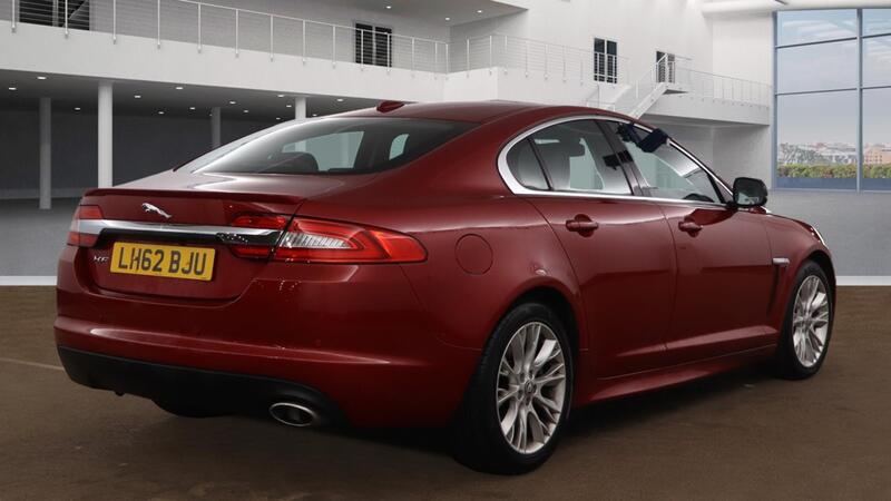 View JAGUAR XF 2.2 d Sport
