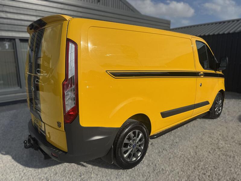 View FORD TRANSIT CUSTOM 2.2 TDCi 310