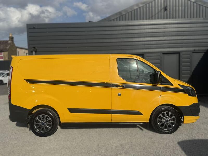 View FORD TRANSIT CUSTOM 2.2 TDCi 310