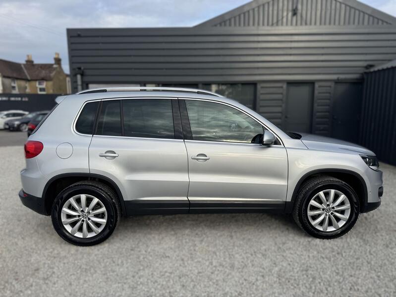 View VOLKSWAGEN TIGUAN 2.0 TDI BlueMotion Tech Match