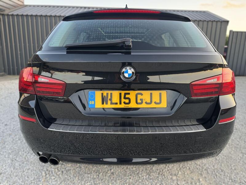 View BMW 5 SERIES 2.0 520d Luxury Touring
