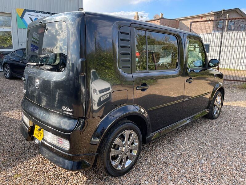View NISSAN CUBE 3 RIDER AUTECH EDITION  1.4 AUTOMATIC 7 SEATER