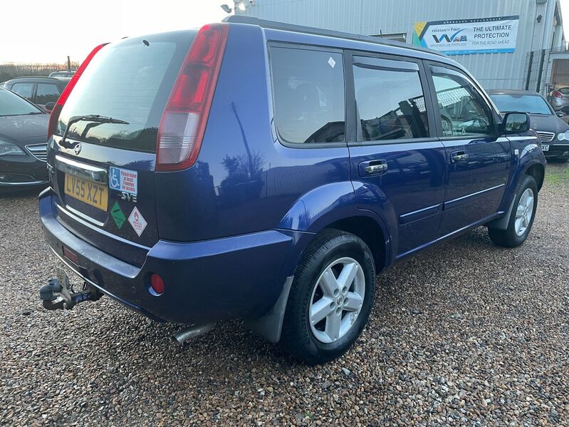 View NISSAN X-TRAIL SVE