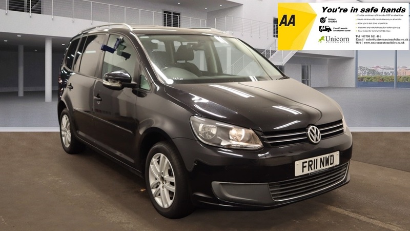 View VOLKSWAGEN TOURAN SE TDI DSG