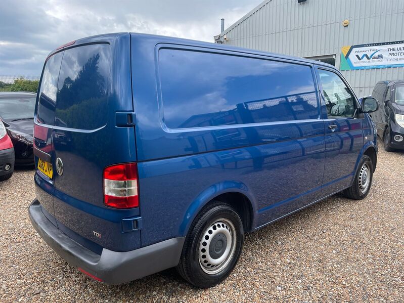 VOLKSWAGEN TRANSPORTER