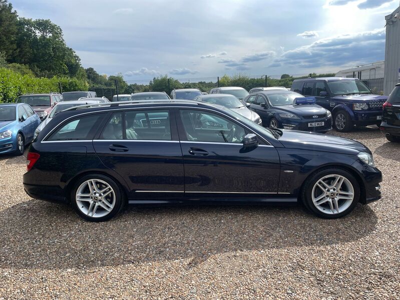 View MERCEDES-BENZ C CLASS C220 CDI BLUEEFFICIENCY SPORT ED125