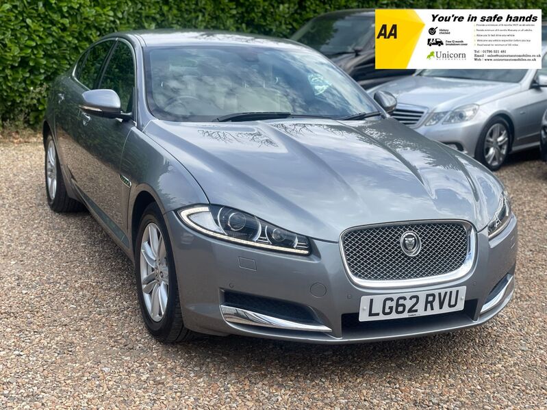 View JAGUAR XF D LUXURY