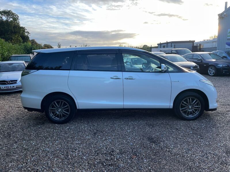 View TOYOTA ESTIMA -HYBRID E-FOUR X PACKAGE 8 SEATER 4X4