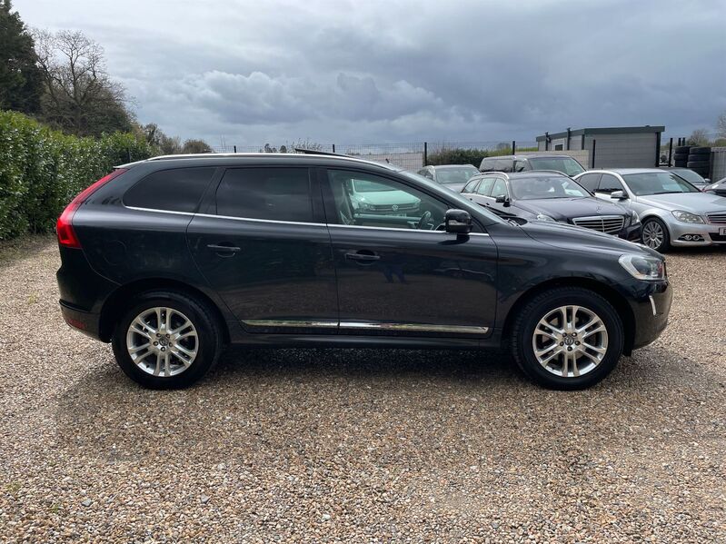 View VOLVO XC60 D5 SE LUX NAV AWD