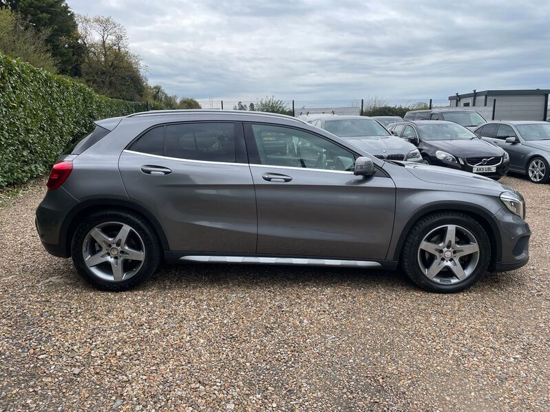 View MERCEDES-BENZ GLA CLASS GLA 220d CDI 4Matic AMG Line Auto PREMIUM PLUS