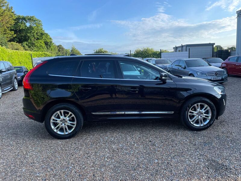 View VOLVO XC60 2.4 D5 SE Lux Nav Geartronic AWD Euro 5 5dr