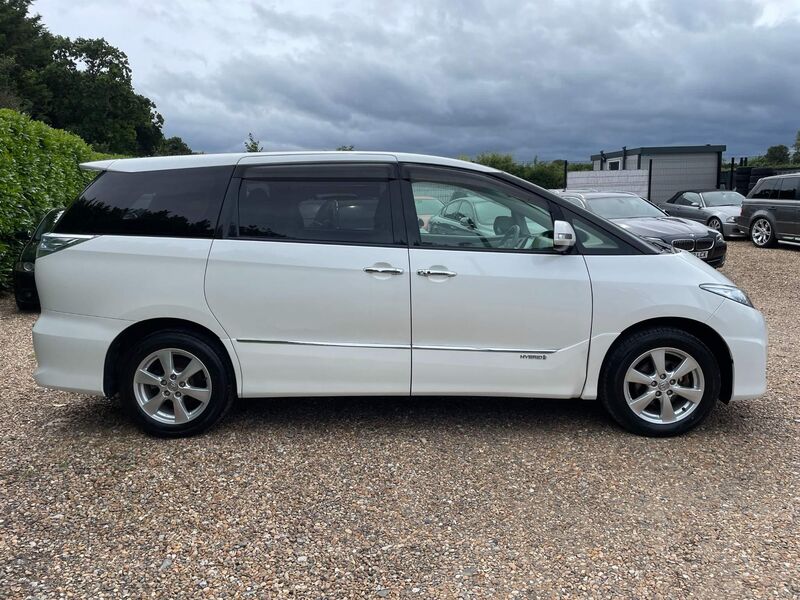 View TOYOTA ESTIMA 2.4 HYBRID 4X4 X PACKAGE 8 SEATER